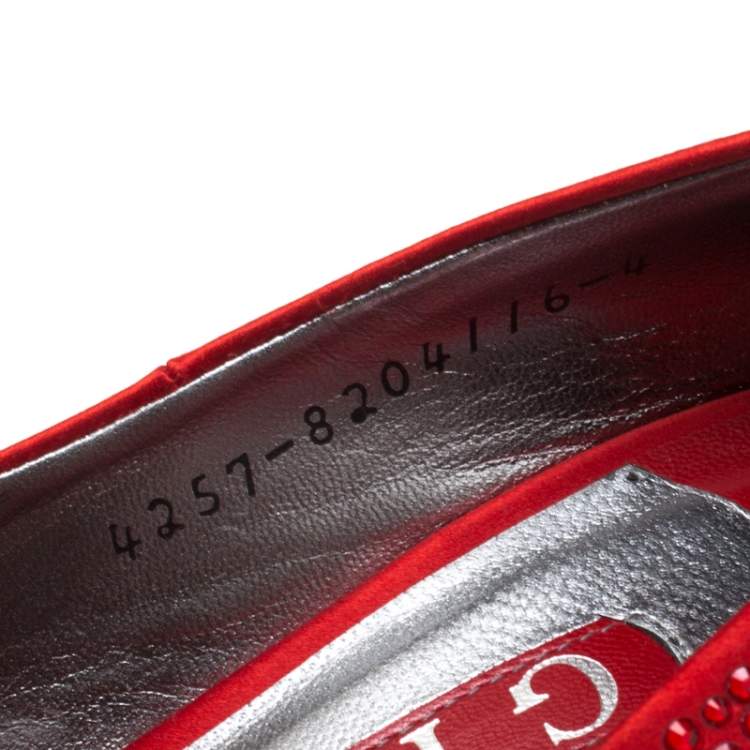 Pre Owned Gina Red Satin Crystal Embellished Peep Toe Platform Pumps Size 37