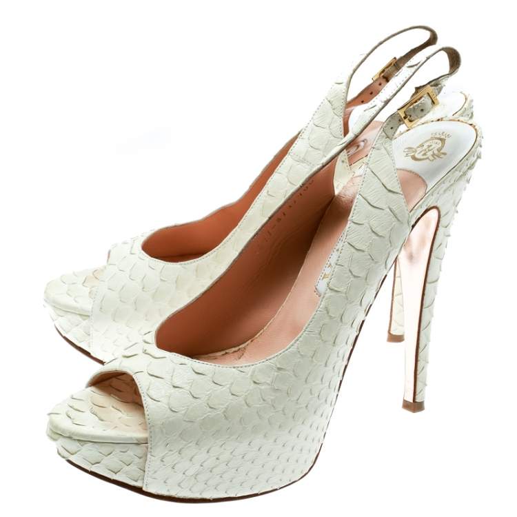 مملوكة مسبقًا Gina White Python Embossed Leather Peep Toe Platform Slingback Sandals Size 40