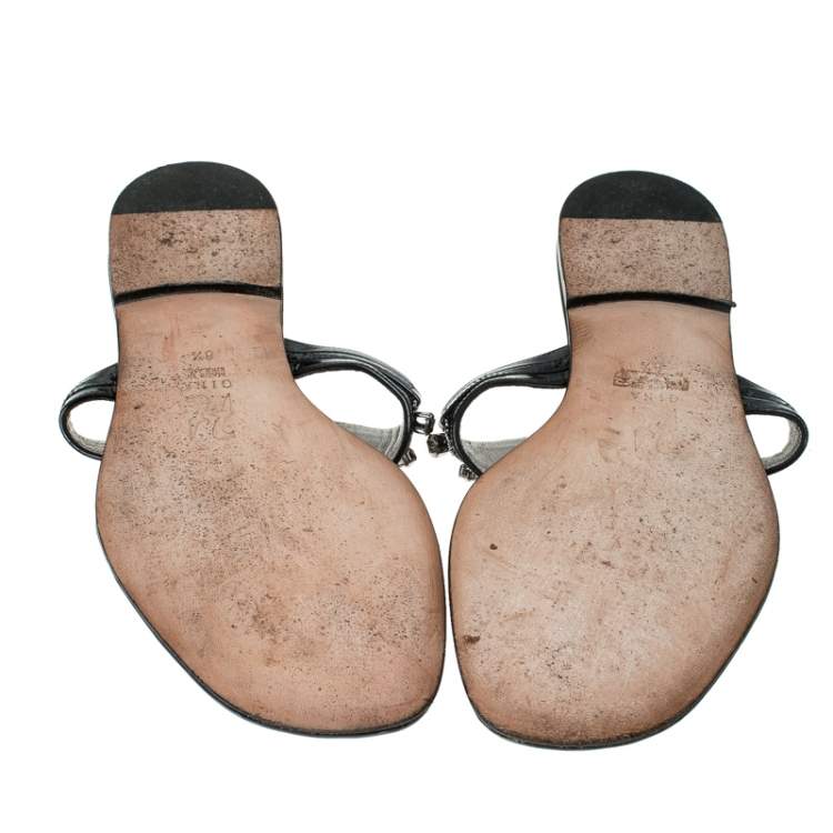 مملوكة مسبقًا Gina Black Patent Leather Embellished Thong Flat Sandals Size 41.5