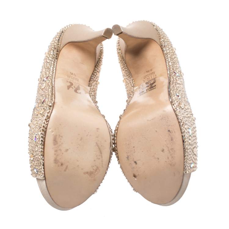 Pre Owned Gina Beige Satin Swarovski Crystal Embellished Peep Toe Platform Pumps Size 38.5