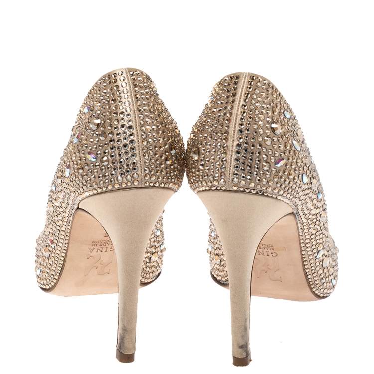 مملوكة مسبقًا Gina Beige Crystal Embellished Satin Pumps Size 39