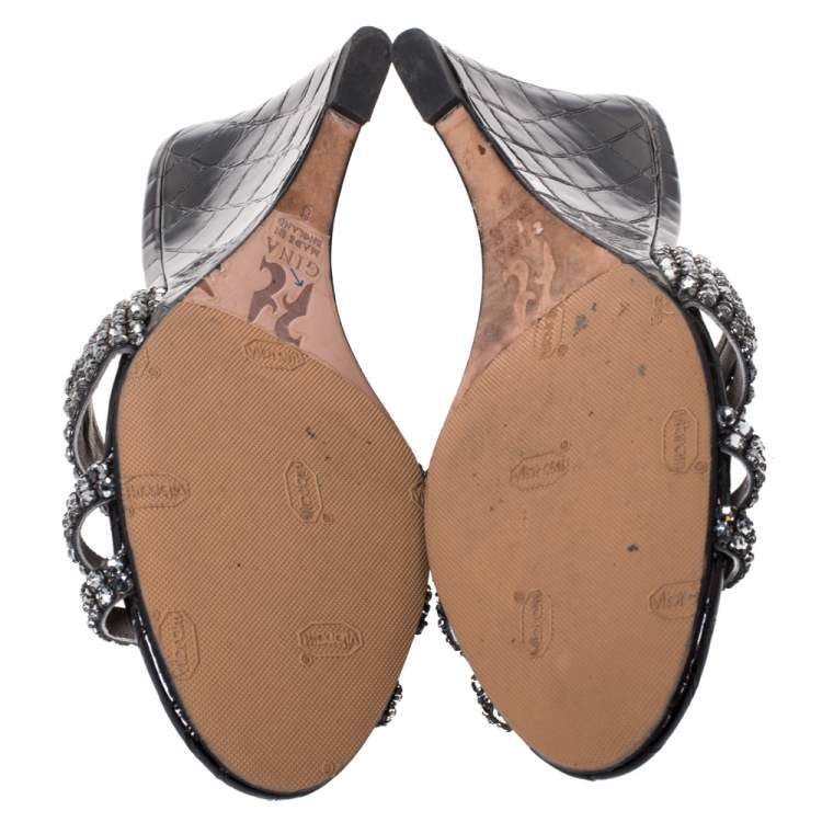 Pre Owned Gina Black Croc Embossed Patent Leather Syracuse Wedge Sandals Size 39