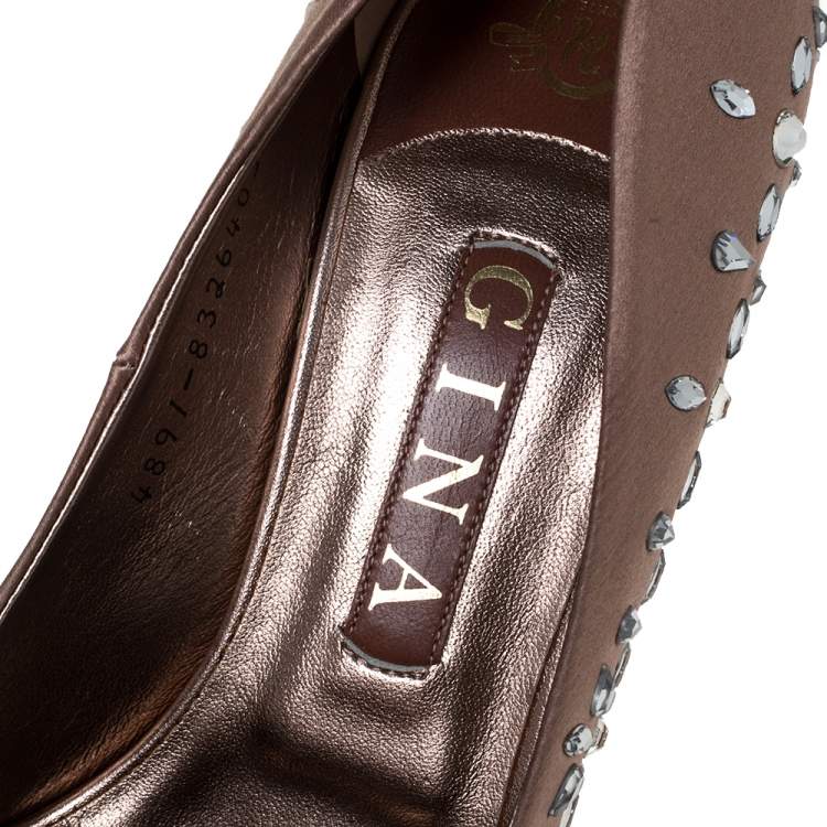 Pre Owned Gina Brown Satin Crystal Embellished Peep Toe Platform Pumps Size 39