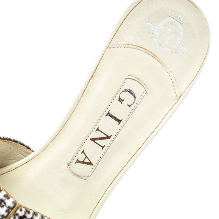 مملوكة مسبقًا Gina White Leather Crystal Embellished Slide Sandals Size 38