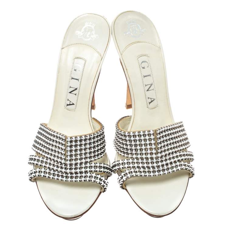مملوكة مسبقًا Gina White Leather Crystal Embellished Slide Sandals Size 38