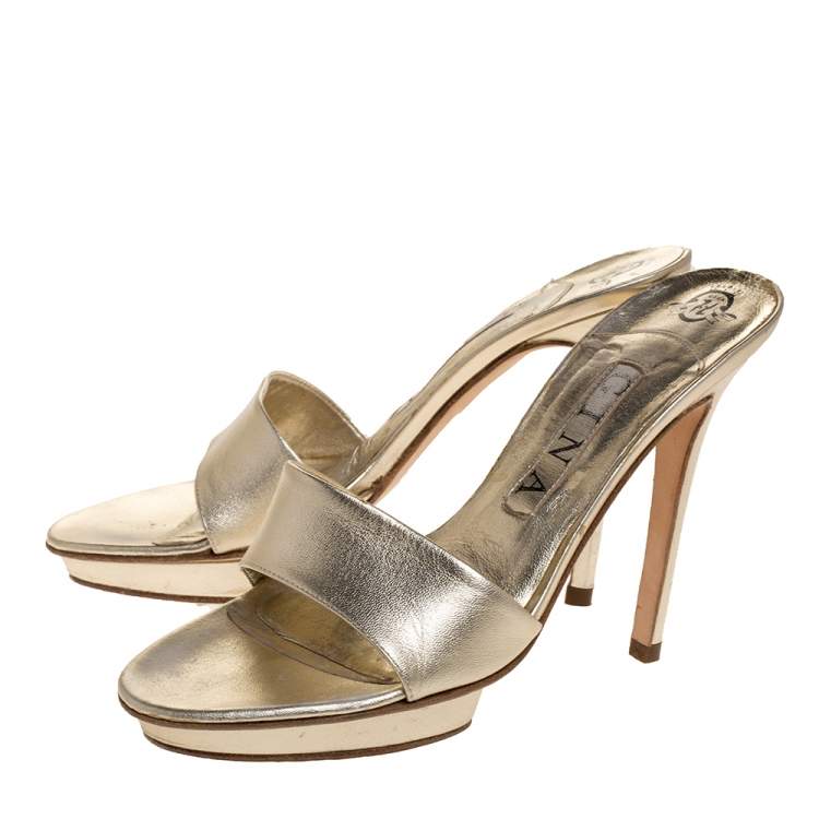 Pre Owned Gina Metallic Gold Leather Slide Sandals Size 37