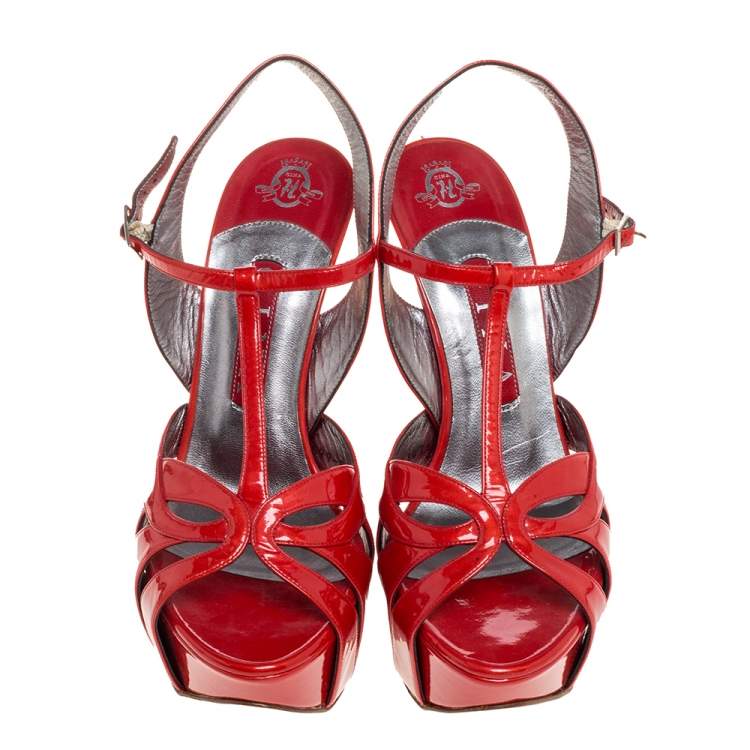 Pre Owned Gina Red Patent Leather T Strap Platform Sandals Size 38