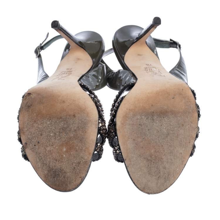 مملوكة مسبقًا Gina Dark Grey Patent Leather Crystal Embellished Slingback Sandals Size 40.5