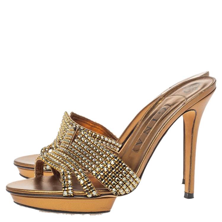 مملوكة مسبقًا Gina Bronze Leather Crystal Embellished Platform Sandals Size 39
