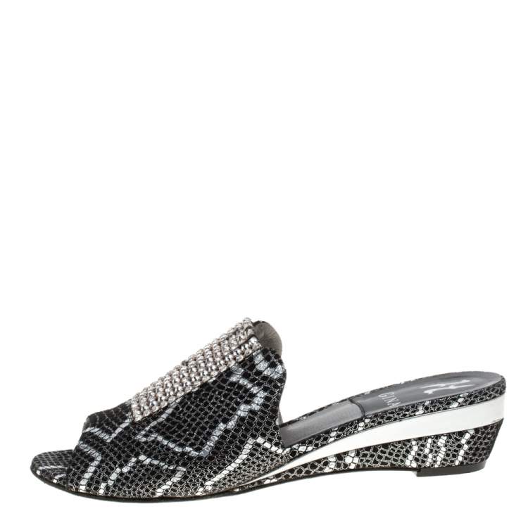 Pre Owned Gina Black Textured Suede Embellished Open Toe Mule Sandals Size 39