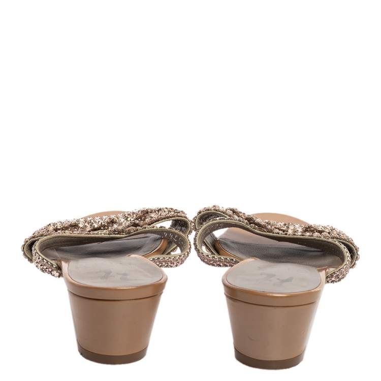 مملوكة مسبقًا Gina Beige Crystal Embellished Leather Slide Sandals Size 37.5