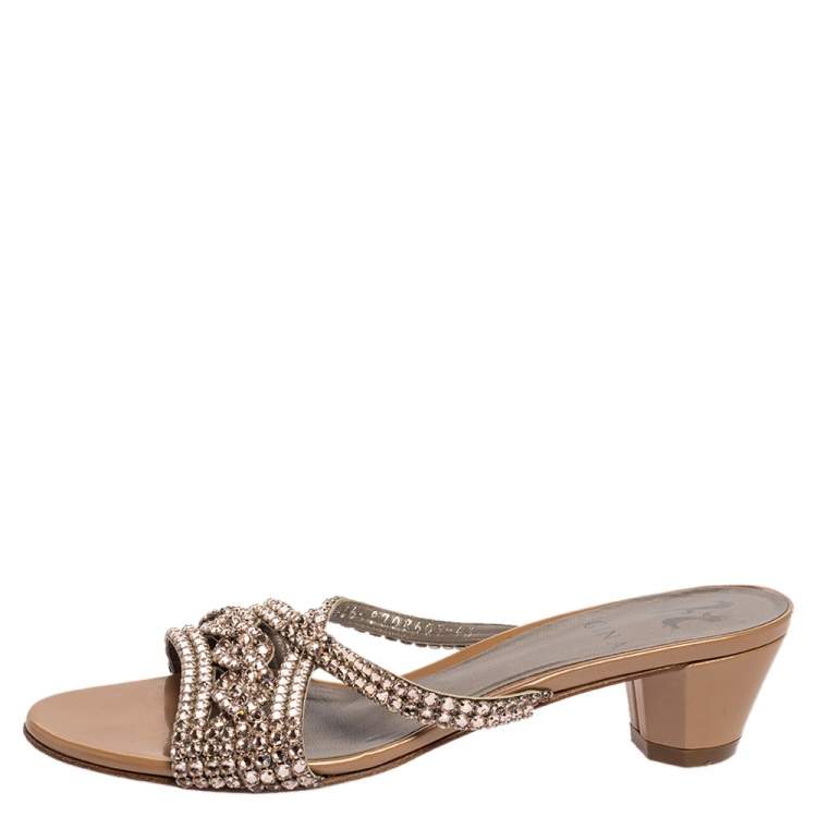 مملوكة مسبقًا Gina Beige Crystal Embellished Leather Slide Sandals Size 37.5