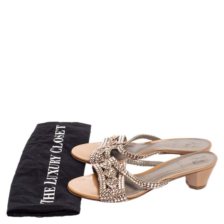 مملوكة مسبقًا Gina Beige Crystal Embellished Leather Slide Sandals Size 37.5