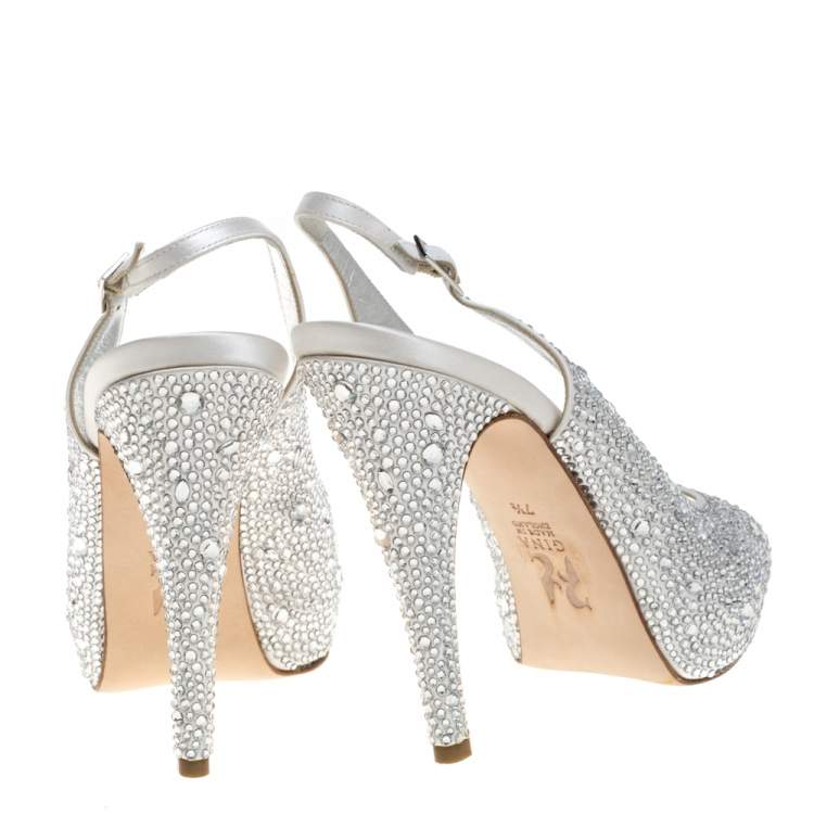 Pre Owned Gina Grey Satin Crystal Embellished Platform Peep Toe Slingback Sandals Size 40.5