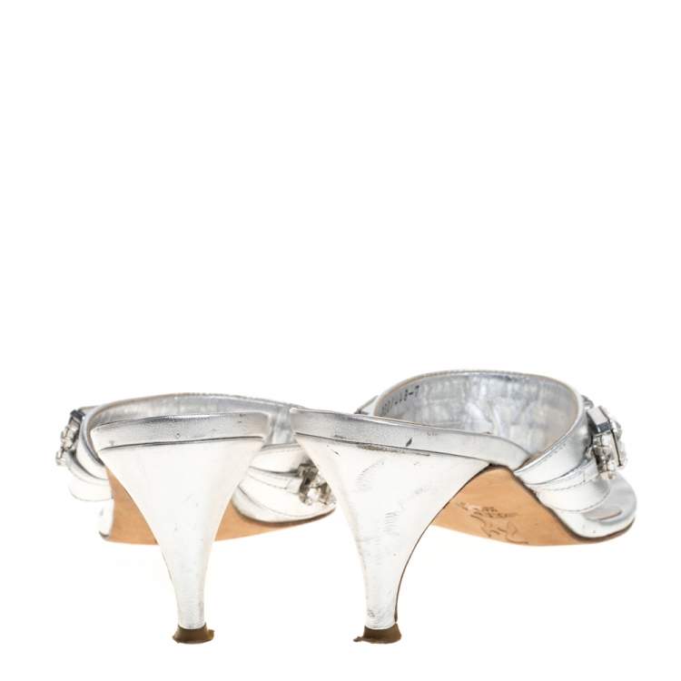 Pre Owned Gina Silver Crystal Embellished Thong Sandals Size 40