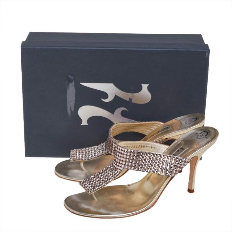 Pre Owned Gina Gold Leather Crystal Embellished Slip On Sandals Size 39.5