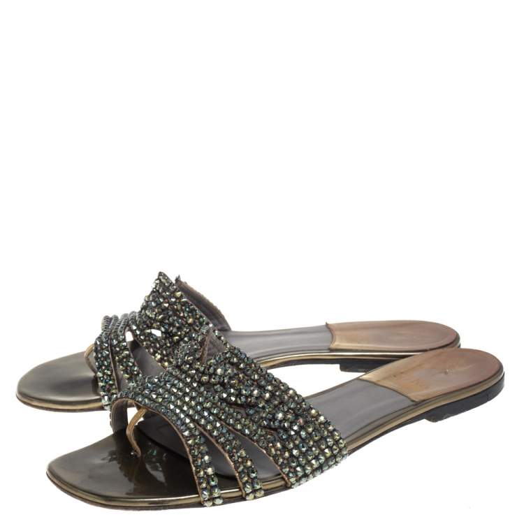 Pre Owned Gina Metallic Green Leather Crystal Embellished Flats Size 41