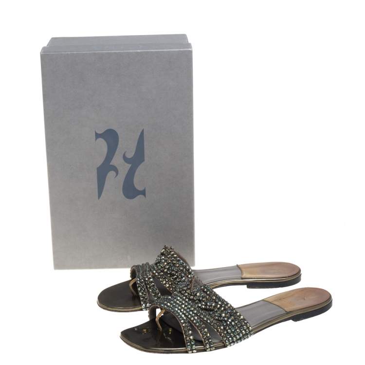 Pre Owned Gina Metallic Green Leather Crystal Embellished Flats Size 41