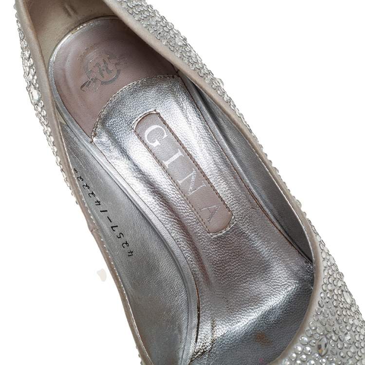 Pre Owned Gina Silver Satin Crystal Embellished Peep Toe Platform Pumps Size 38.5
