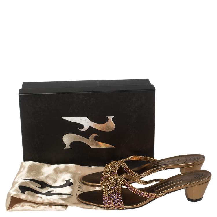 Pre Owned Gina Gold Leather Crystal Embellished Slide Sandals Size 41