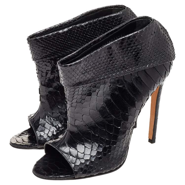 Pre Owned Gina Black Python Peep Toe Booties Size 38.5