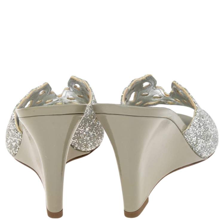 Pre Owned Gina Olive Green Patent Leather Crystal Embellished Wedge Sandals Size 39.5