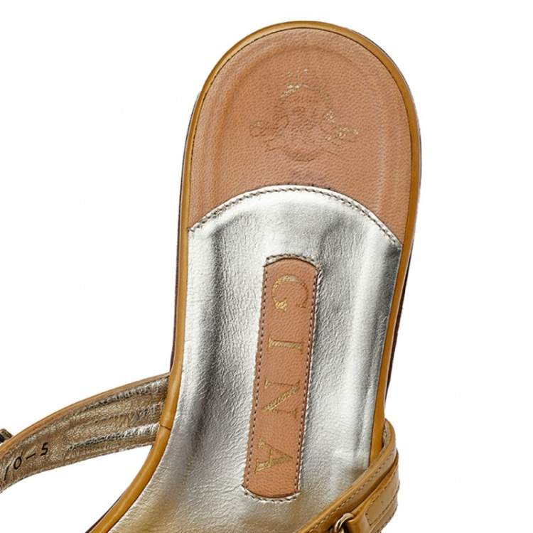 Pre Owned Gina Beige Patent Leather Crystal Embellished Flat Sandals Size 38  