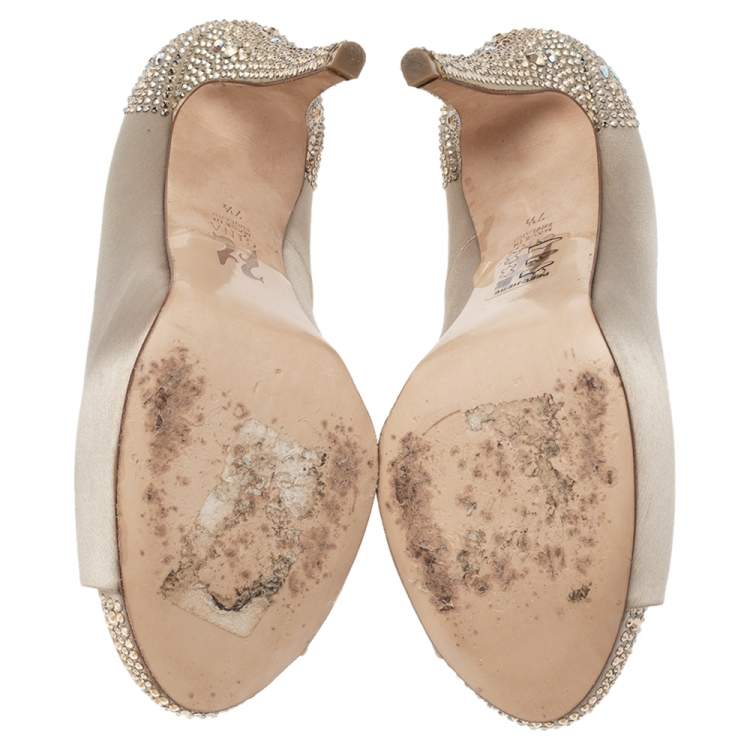 Pre Owned Gina Beige Satin Crystal Embellished Heel Peep Toe Platform Pumps Size 40.5
