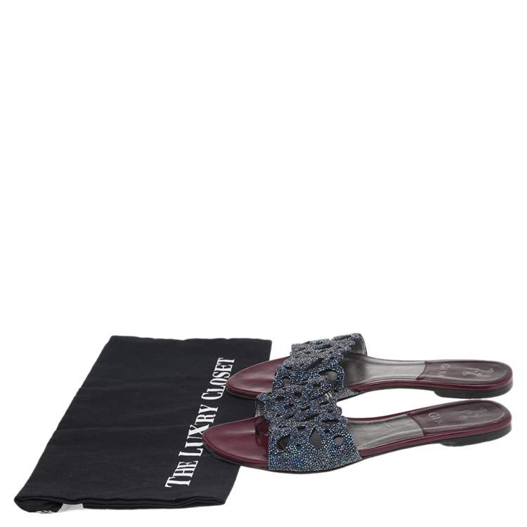 Pre Owned Gina Burgundy Patent Leather Crystal Embellished Flat Slides Size 39