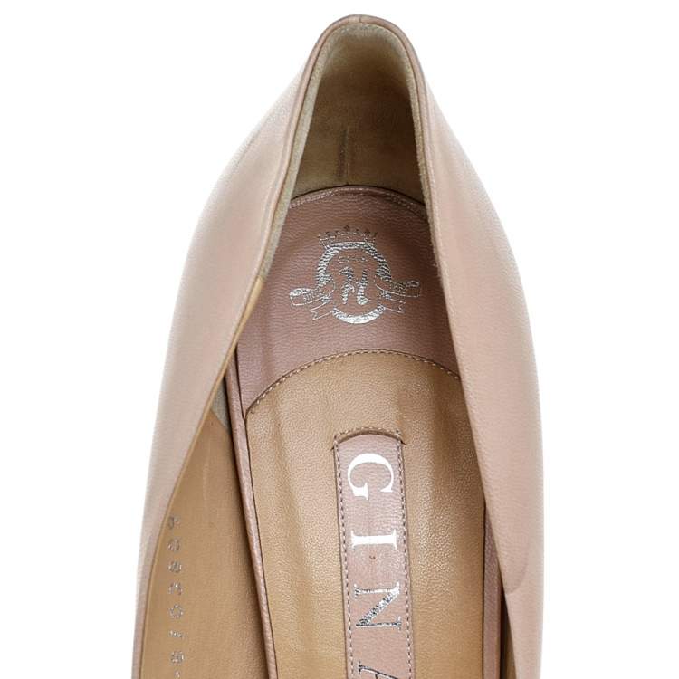 Pre Owned Gina Beige Leather Round Toe Platform Pumps Size 38.5