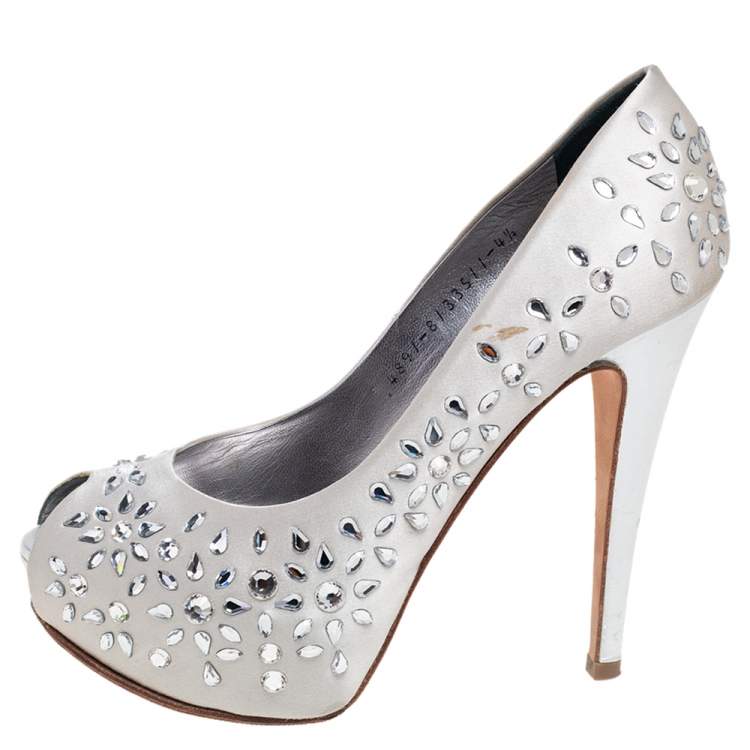 Pre Owned Gina Grey Satin Crystal Embellished Peep Toe Platform Pumps Size 37.5
