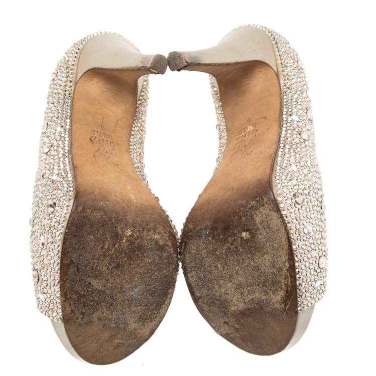 Pre Owned Gina Light Gold Satin Crystal Embellished Peep Toe Platform Pumps Size 38