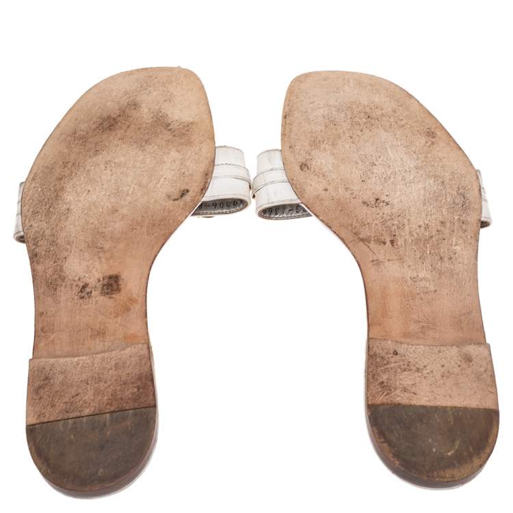 Pre Owned Gina White Leather And Crystal Embellished Flat Slides Size 41.5