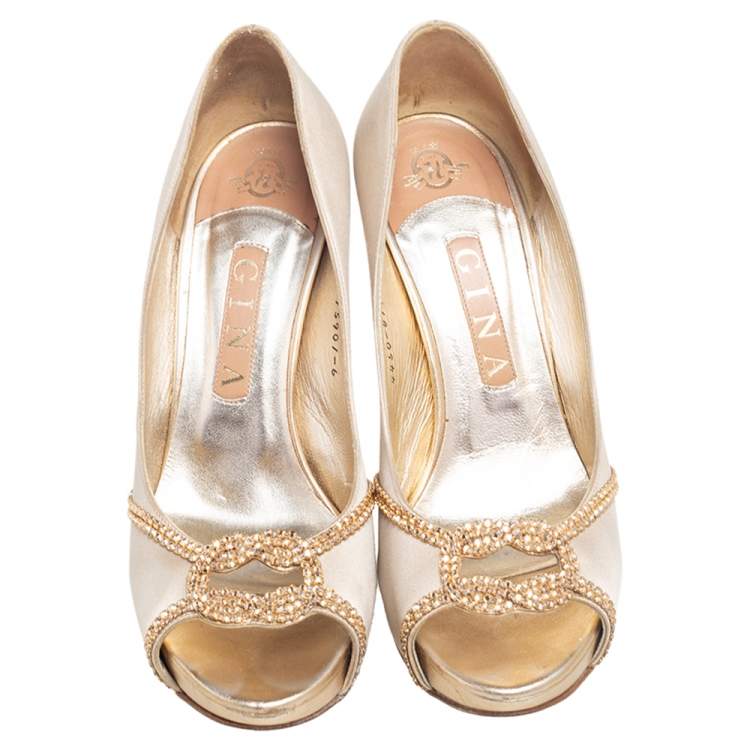 Pre Owned Gina Beige Satin And Leather Crystal Embellished Peep Toe Pumps Size 39