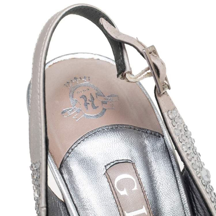 Pre Owned Gina Silver Satin Embellished Slingback Open Toe Platform Sandals Size 39.5