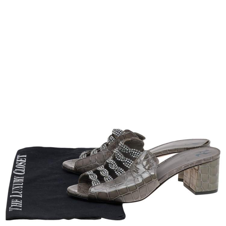 Pre Owned Gina Grey Croc Embossed Patent Leather Crystal Block Heel Sandals Size 38.5