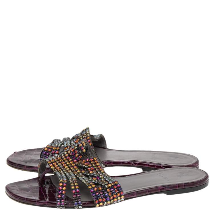 مملوكة مسبقًا Gina Burgundy Crystal Embellished Croc Embossed Patent Leather Slide Flats Size 40