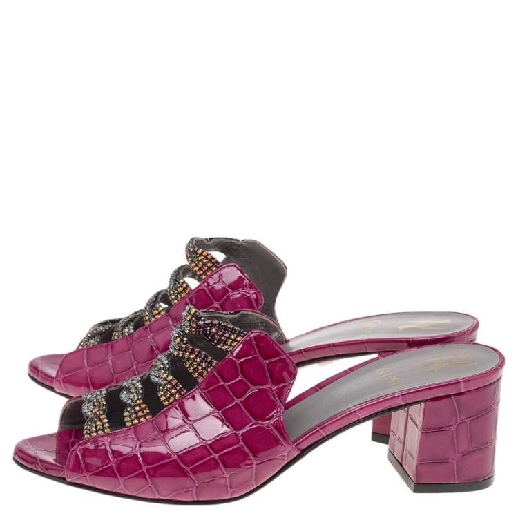 Pre Owned Gina Pink Croc Embossed Patent Leather Embellished Rodeo Block Heel Slides Size 38.5