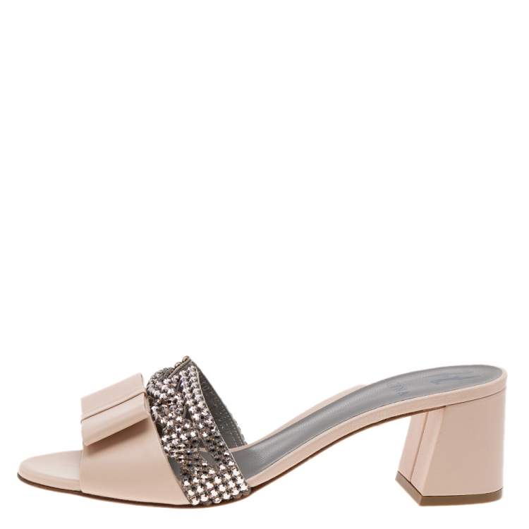 Pre Owned Gina Beige Leather And Crystal Embellished Bow Slide Sandals Size 40.5