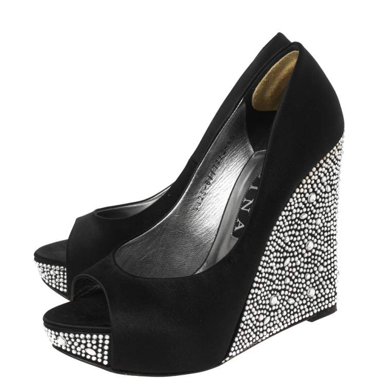 Pre Owned Gina Black Satin Belle Crystal Embellished Wedge Peep Toe Platform Pumps Size 39.5