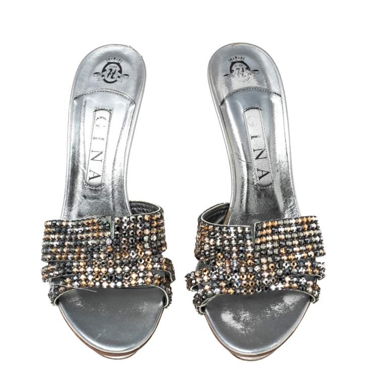 مملوكة مسبقًا Gina Metallic Grey Leather Crystal Embellished Platform Slide Sandals Size 39