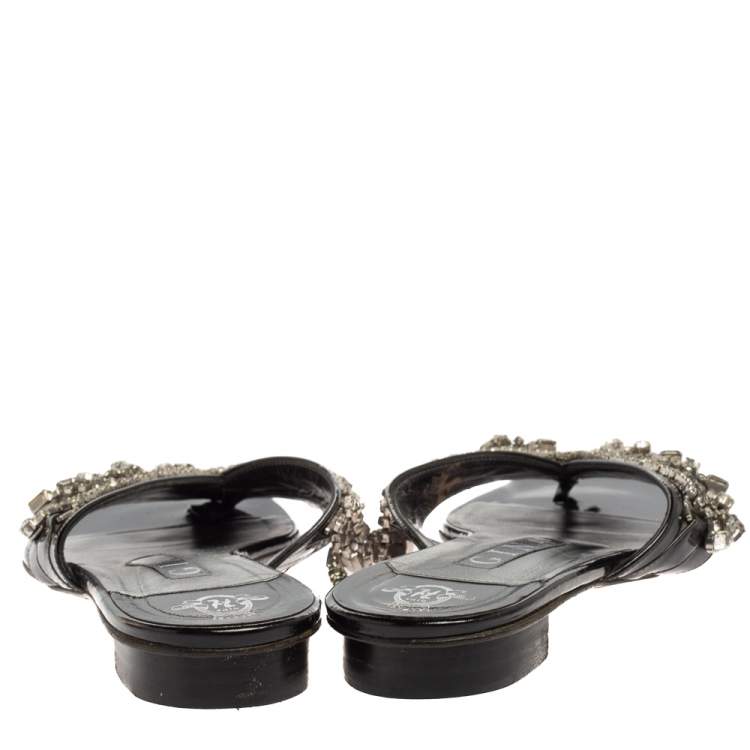 مملوكة مسبقًا Gina  Black Patent Leather Crystal Embellished Slide Sandals Size 39