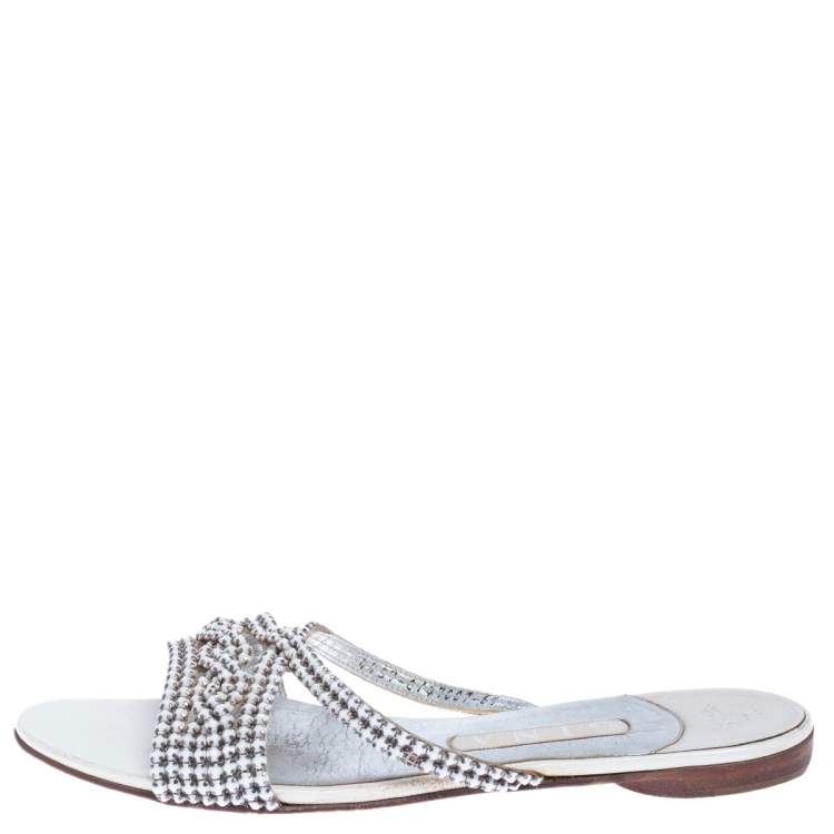 Pre Owned Gina White Leather Crystal Embellished Flat Slides Size 39.5