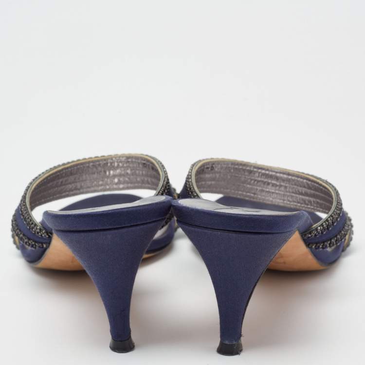 مملوكة مسبقًا Gina Navy Blue Crystal Embellished Satin Slide Sandals Size 39
