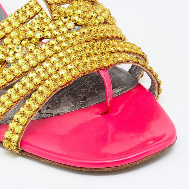 Pre Owned Gina Gold/Pink Crystals Embellished Leather Thong Flat Slides Size 39.5