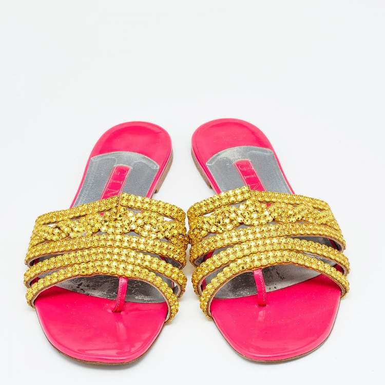 Pre Owned Gina Gold/Pink Crystals Embellished Leather Thong Flat Slides Size 39.5