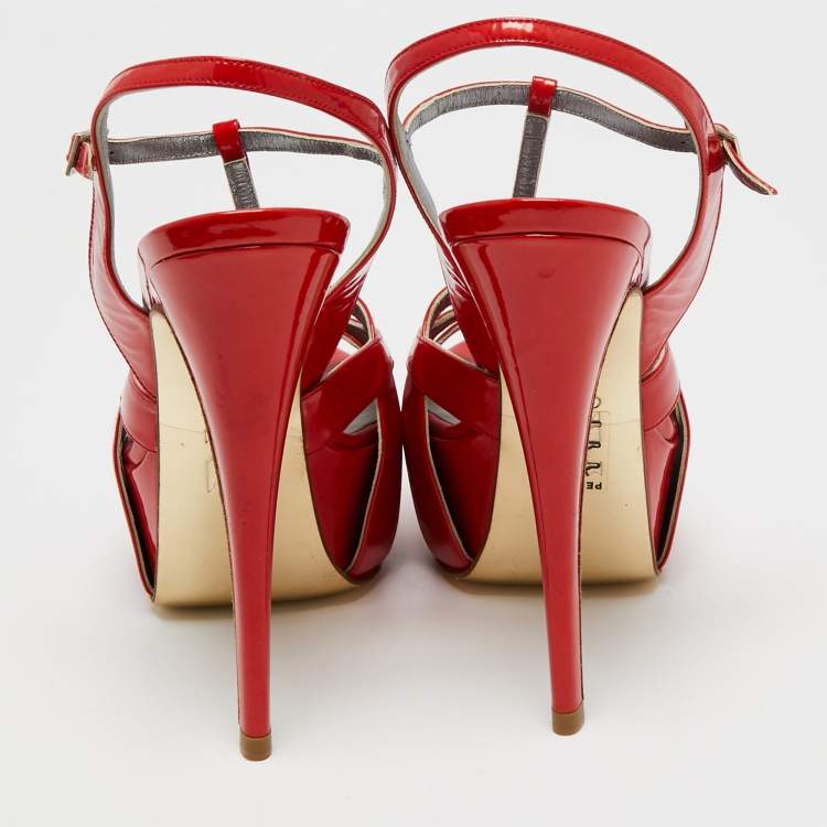 مملوكة مسبقًا Gina Red Patent Leather T-Strap Platform Sandals Size 37