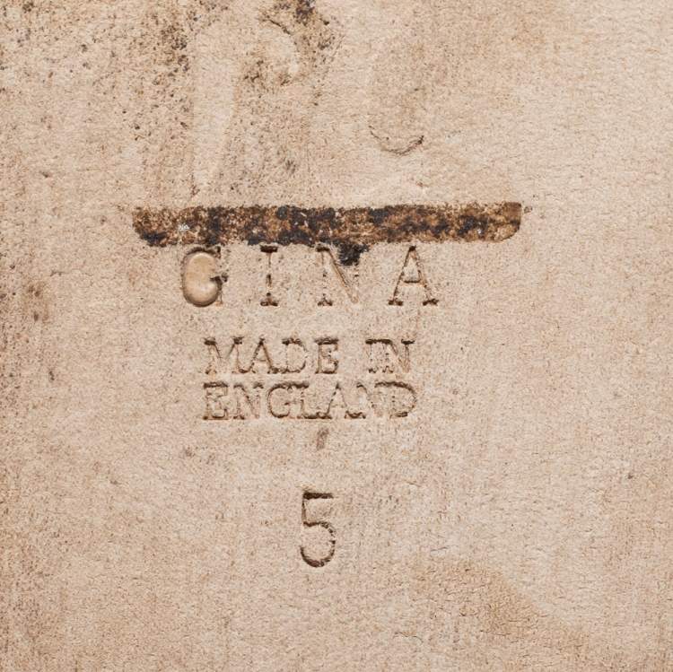 Pre Owned Gina White Leather Embellished Thong Flats Size 38