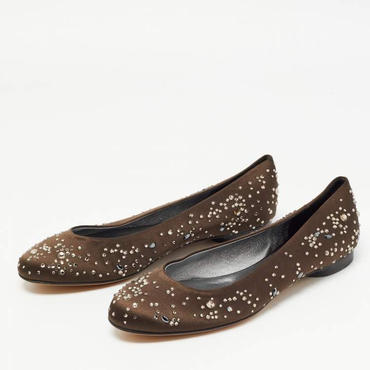 Pre Owned Gina Brown Satin Crystal Embellished Ballet Flats Size 39