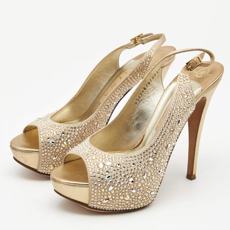 مملوكة مسبقًا Gina Gold Crystal Embellished Satin Platform Slingback Sandals Size 39